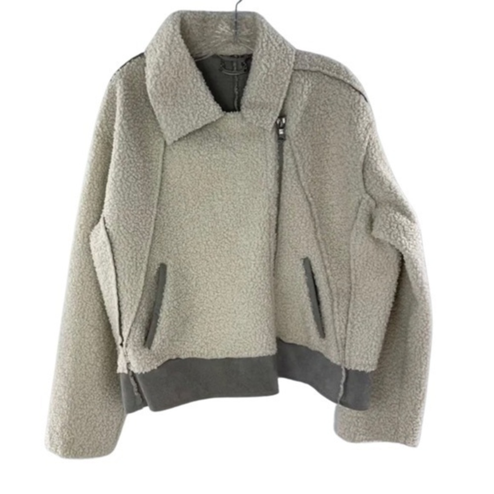 Paparazzi Moto Zipper Up jacket Size XL Color Cream/Gray